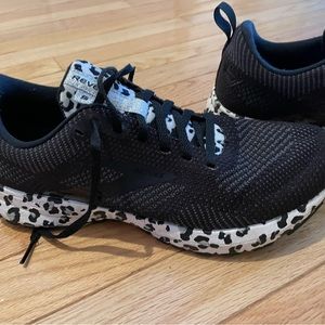 Ladies Brooks Revel 5 Running shoes